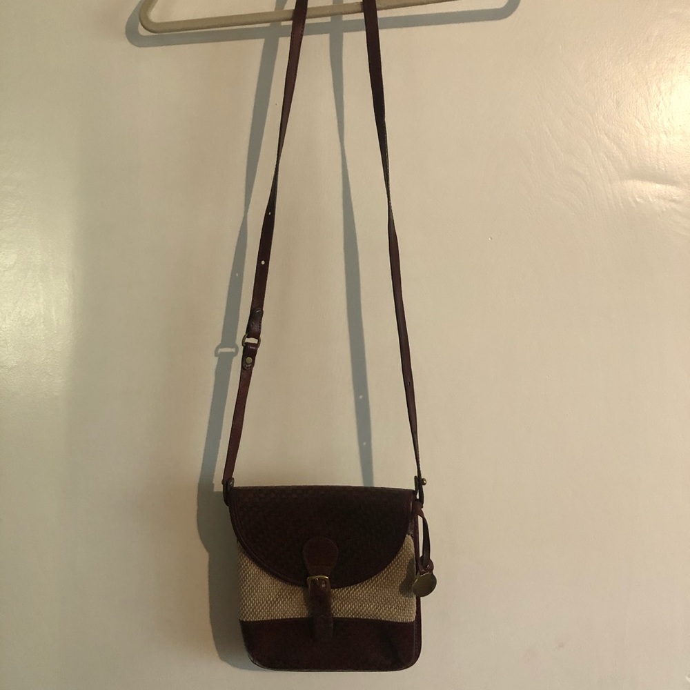Vintage Brahmin woven/leather crossbody bag